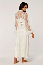 Elegant Belted Lace Bridal Robe with Feathers product image 6