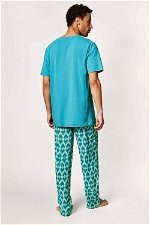 Cozy Valentine's Day Two-Piece Pajama Set for Men product image 7