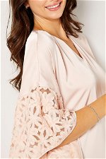 Short Sleeves Wide Cut Kaftan with Flower Details product image 3