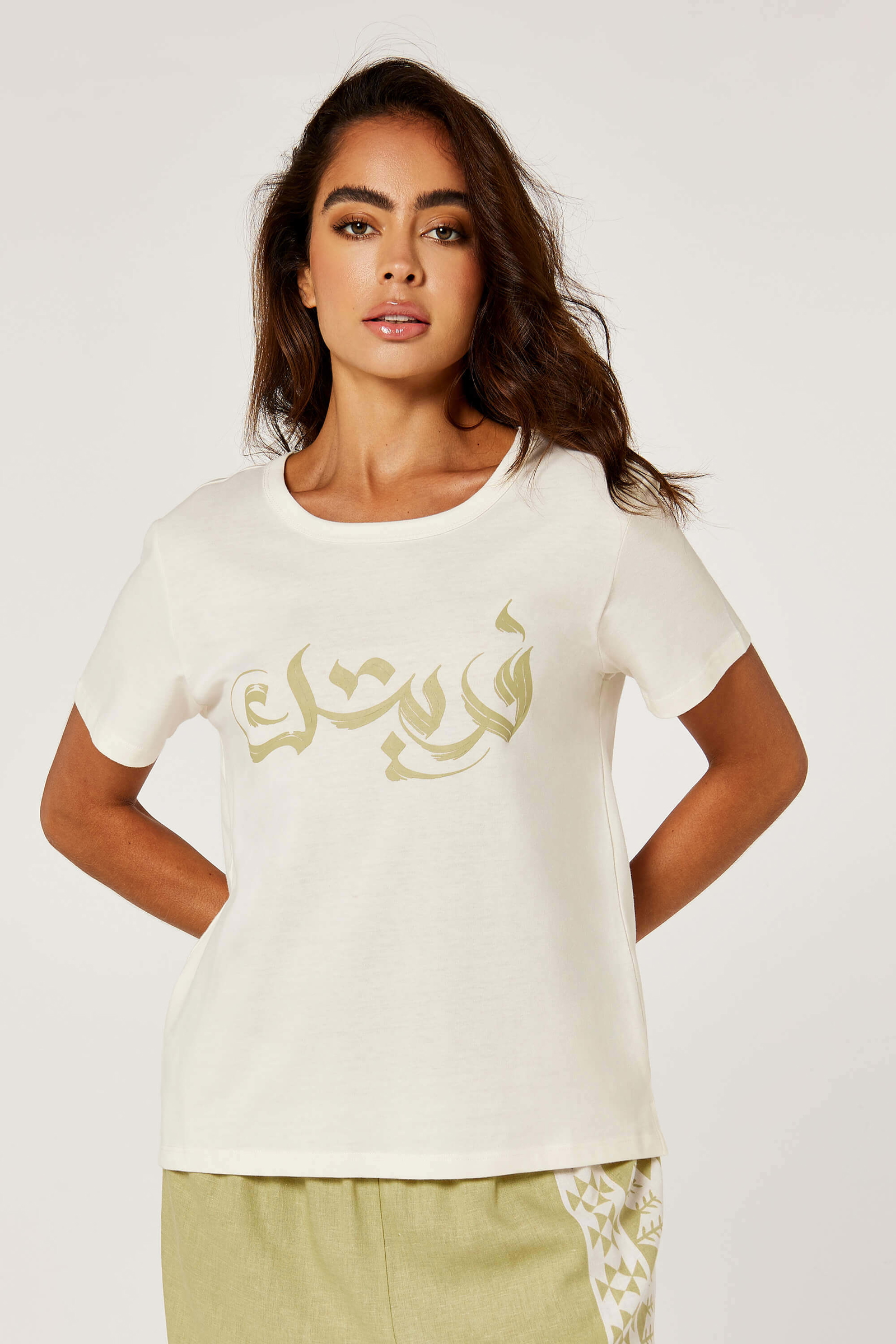

تي شيرت بطبعة فديتك