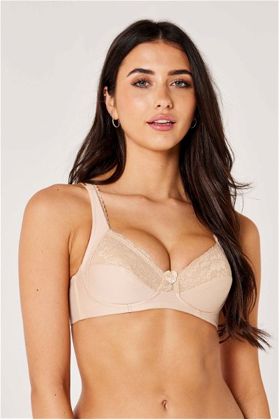 Non-Wired Bra with lace product image
