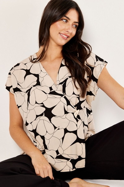 طقم مريح من لونين بأكمام قصيرة product image