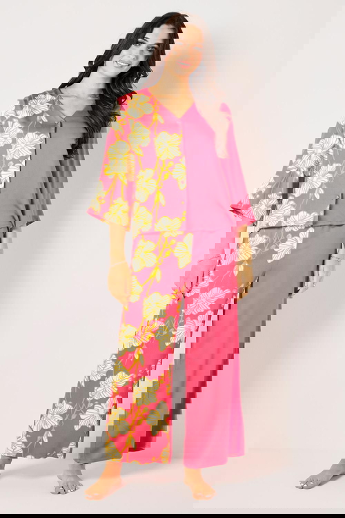 بيجاما بطبعة جانبية product image